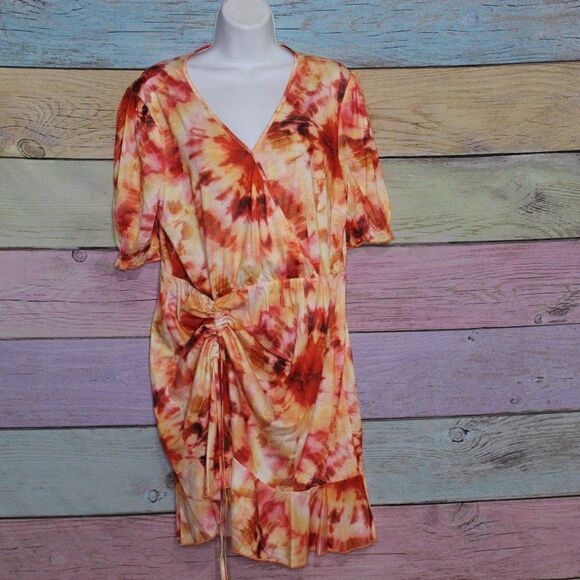 Women's Short Sleeve Tie Dye Maple Leaf Dress - Picture 1 of 6